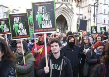 High Court Reviews Challenge to Kneecap Terror Charge Dismissal by Prosecutors