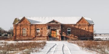 history of cinematic storytelling structures