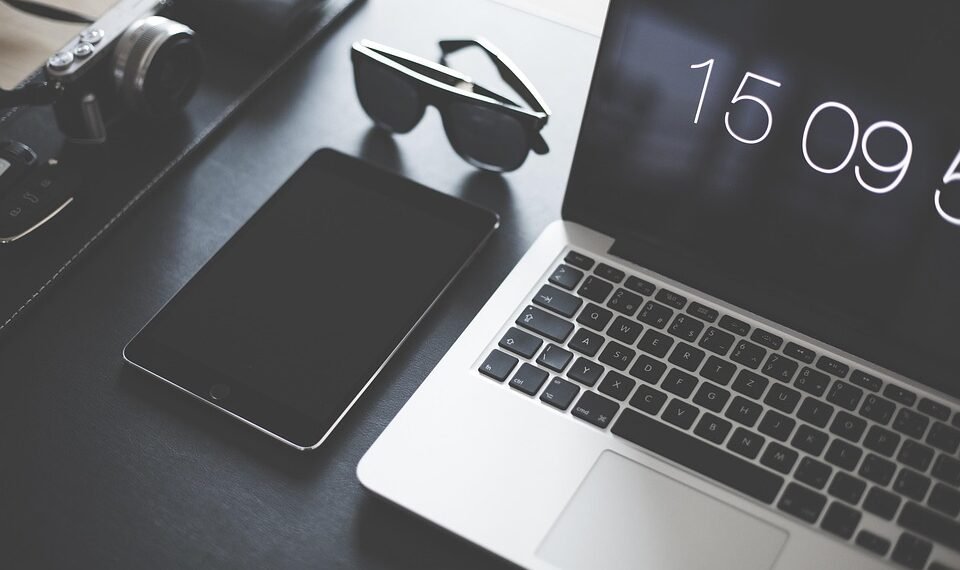 importance of workplace communication