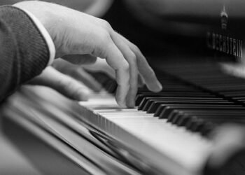 behind the scenes of practical effects in classics