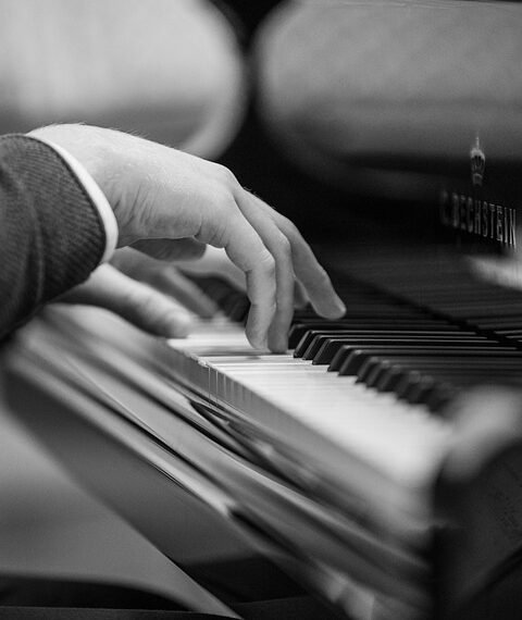 behind the scenes of practical effects in classics