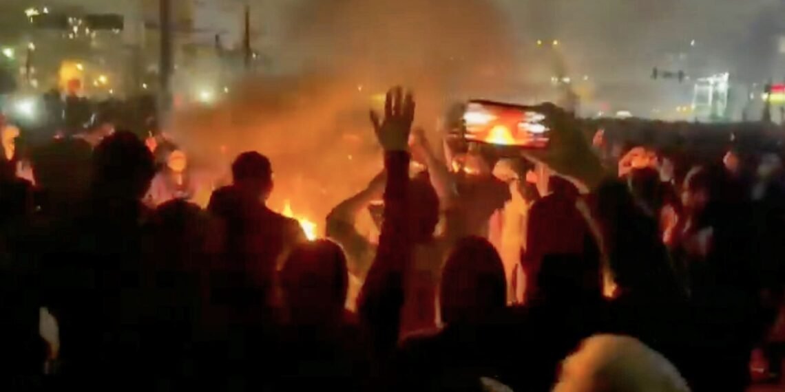 Iran’s Rulers Face Growing Public Pressure as Protesters Demand Change