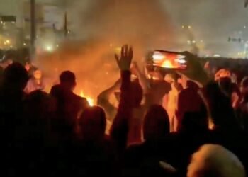 Iran’s Rulers Face Growing Public Pressure as Protesters Demand Change