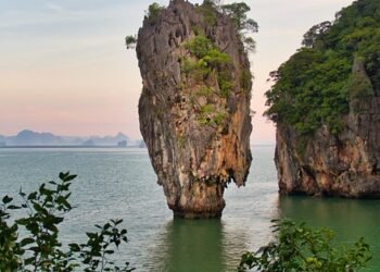 history of james bond film franchise