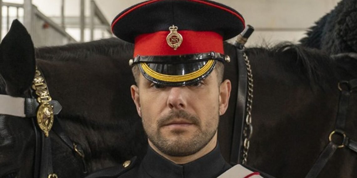 King's Guard Shares Public Behaviour That Causes Their Greatest Frustration