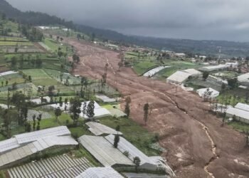 Landslide on Java Island: Eight Confirmed Dead, Over 80 Still Missing