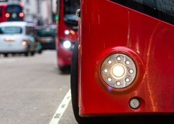 London Bus Driver Dismissed After Confronting Necklace Thief