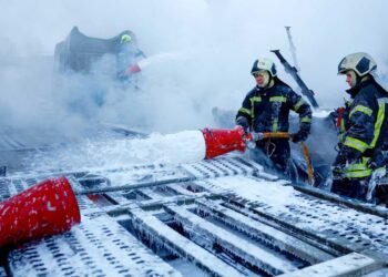 Major Cities in Ukraine Targeted Amid Ongoing Peace Talks, Further Talks Anticipated