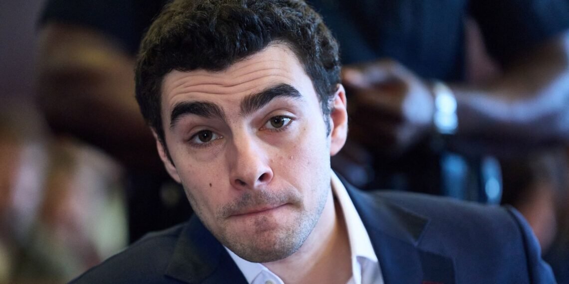 Man Charged with Impersonating FBI Agent to Free Luigi Mangione from Jail