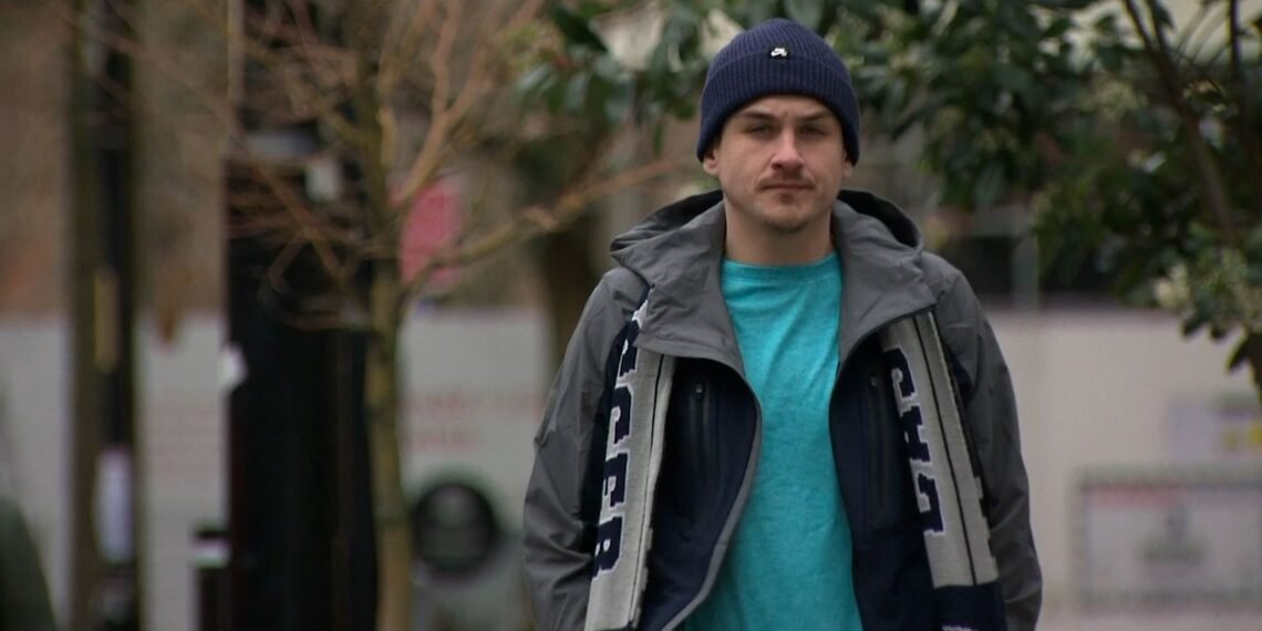 Man Denied Hotel Check-in Reflects on Feeling Isolated as a Homeless Person