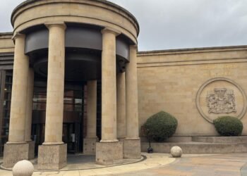 Man Sentenced for Chasing Police Officer with Chainsaw in Violent Incident