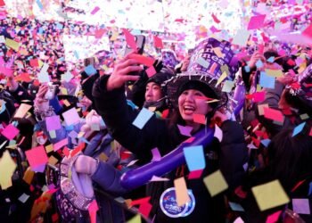 New Year's Eve Celebrations Worldwide: A Visual Journey