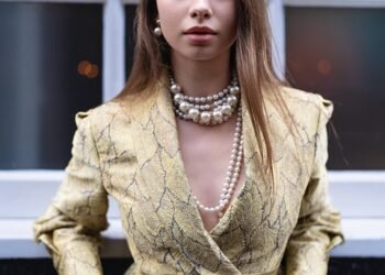 storytelling style of quentin tarantino