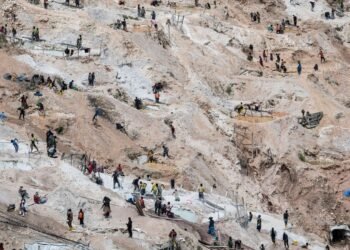 Over 200 Confirmed Dead Following Landslide at Mining Site for Smartphone Mineral