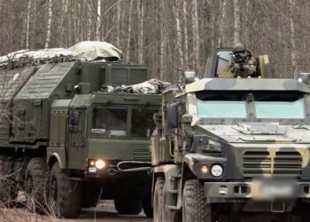 Overview of Russia's Oreshnik Hypersonic Missile in Ukraine Conflict