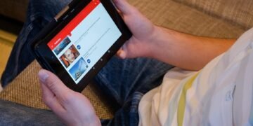 how photosynthesis and cellular respiration are connected