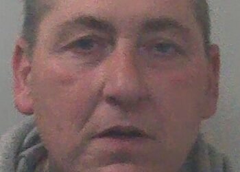 Police Search for Escaped Robber from Island Prison in UK