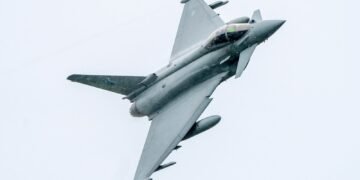 RAF Conducts Air Strikes on IS Underground Facility in Syria