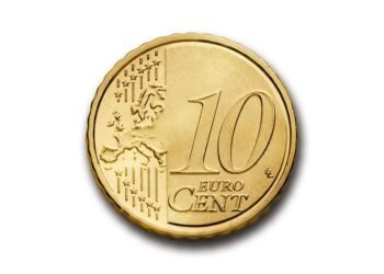 difference between revenue and profit explained