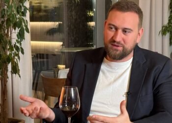 Russian Winemakers Aim for Elite Status, But Taste Test Reveals Concerns