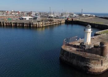 Scotland's First Minister Confirms Advanced Stage of Ferry Harbour Nationalisation Deal