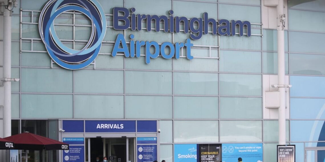 Technical Glitch Disrupts Flight Arrivals at Birmingham Airport
