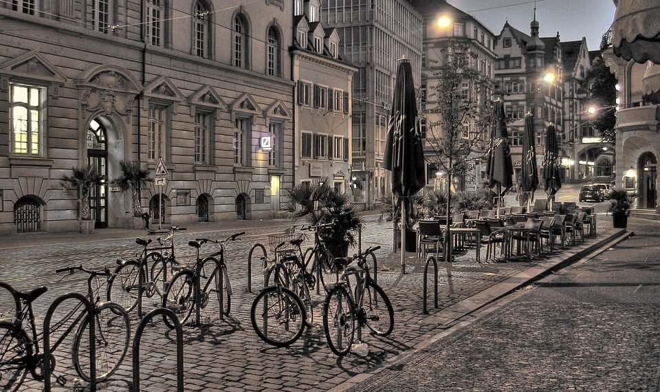 analysis of iconic opening scenes in cinema