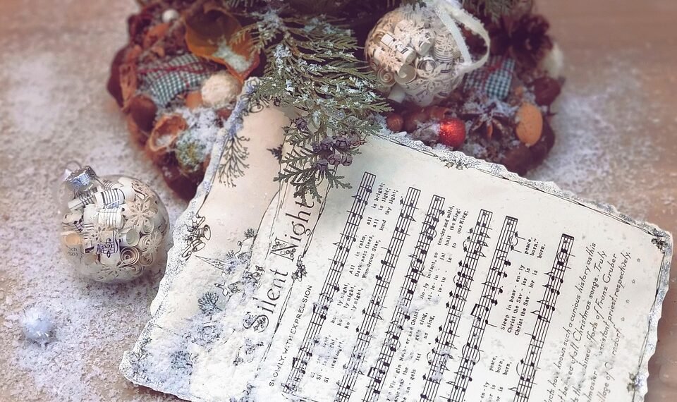 how comedy films changed from silent era to present