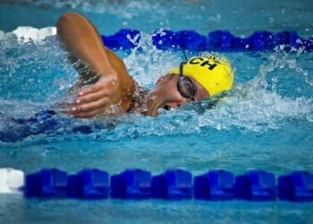 how swimming techniques differ by stroke
