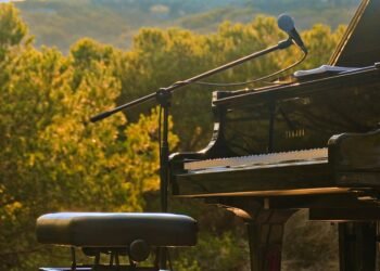 analysis of iconic opening scenes in cinema