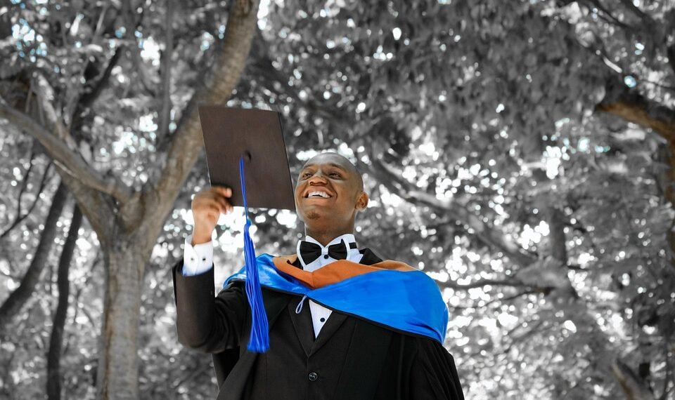 history of oscar awards ceremony