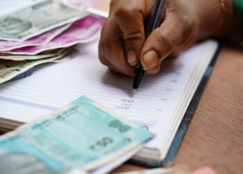 how interest rates affect business borrowing