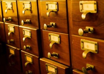 how search engines index and retrieve information