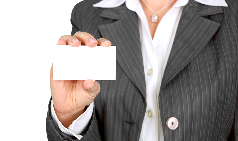 how franchises operate as a business model