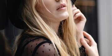 storytelling style of quentin tarantino