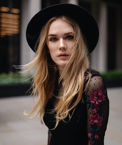 storytelling style of quentin tarantino