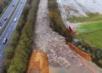 Two Men Arrested Following Kidlington Fly-Tipping Incident in Oxfordshire