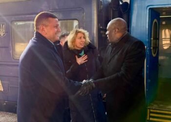 UK Prisons Study Ukraine's Anti-Drone Tactics to Combat Airdropped Contraband