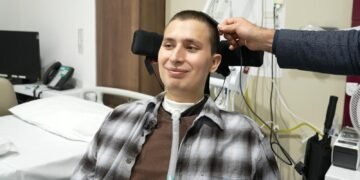 UK Trial Participant Describes Musk's Neuralink Brain Chip as 'Magical'