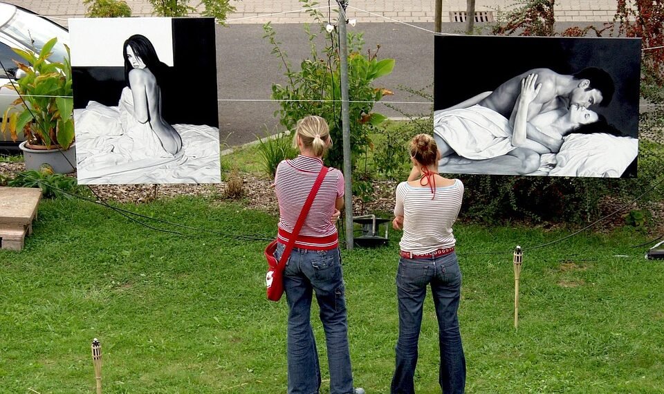 role of film critics in shaping cinema culture