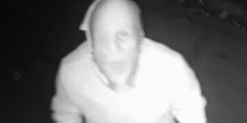 Video of Burglar Falling During Petrol Station Raid Released by Police