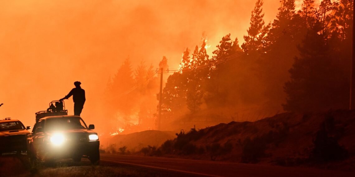 Wildfires in Southern Argentina Displace Thousands in Patagonia Region