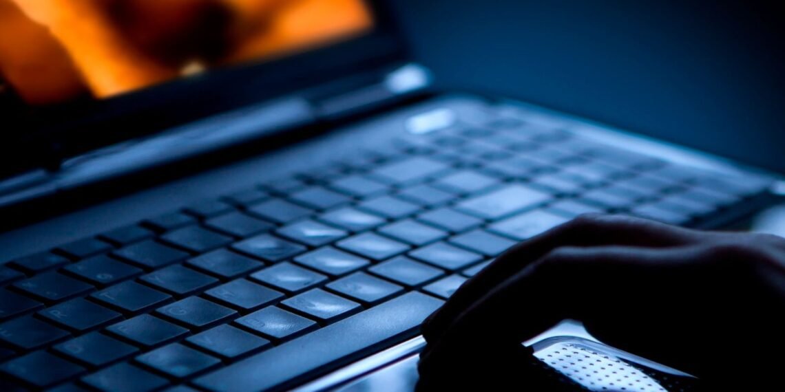 Australian Man Charged with Child Abuse After Allegedly Grooming 459 Victims Online