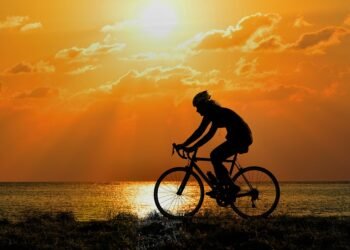 how cyclists increase speed and endurance