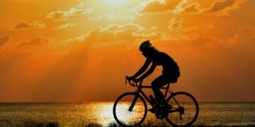 how cyclists increase speed and endurance