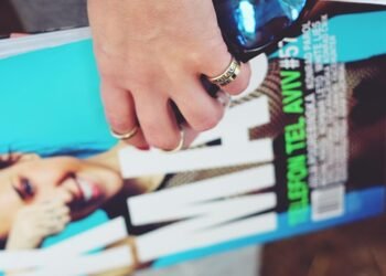 how jewellery enhances outfit styling