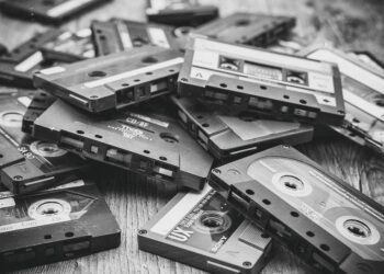 how magnets and magnetic fields work