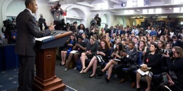 how political debates shape public opinion