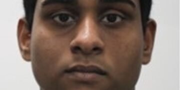 Incel Schoolboy Pleads Guilty to Terrorism Charges Over Valentine's Day Threat