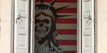 Iran and US Set to Engage in High-Stakes Talks Amid Conflict Concerns